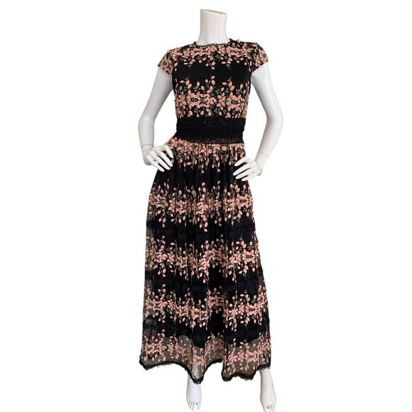 Jessakae Floral Embroidered Cap Sleeve Maxi Dress NWT Medium - Picture 1 of 7